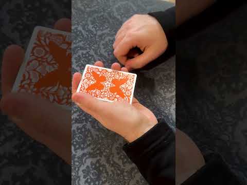 Shuffle Cards With Ease // Overhand Shuffle Tips