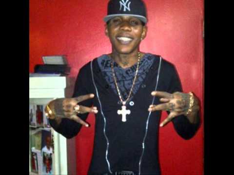 Vybz Kartel - Gyal Wine To Di Top (Ital Stew Riddim)