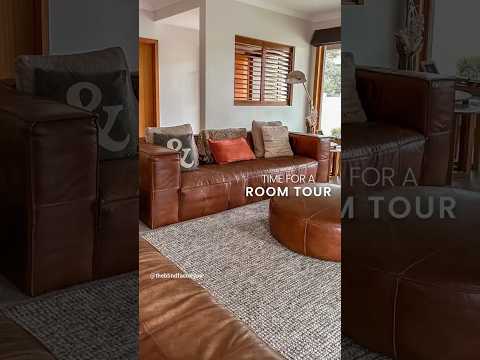 Room tour | Let's take a tour through the rooms of this beautiful #home #windowfurnishings