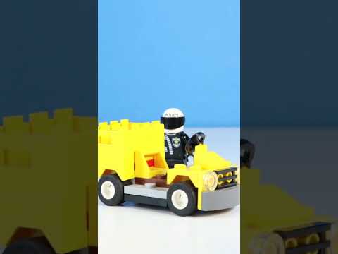 COOL LEGO Police Minifigure From 1997 | AI WAR Day 27