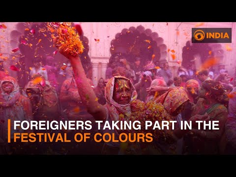 Vrindavan: Holi celebrations witness foreigners taking part in the festival of colours